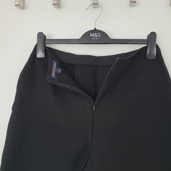 Black office-style Skort - Picture 2 of 6